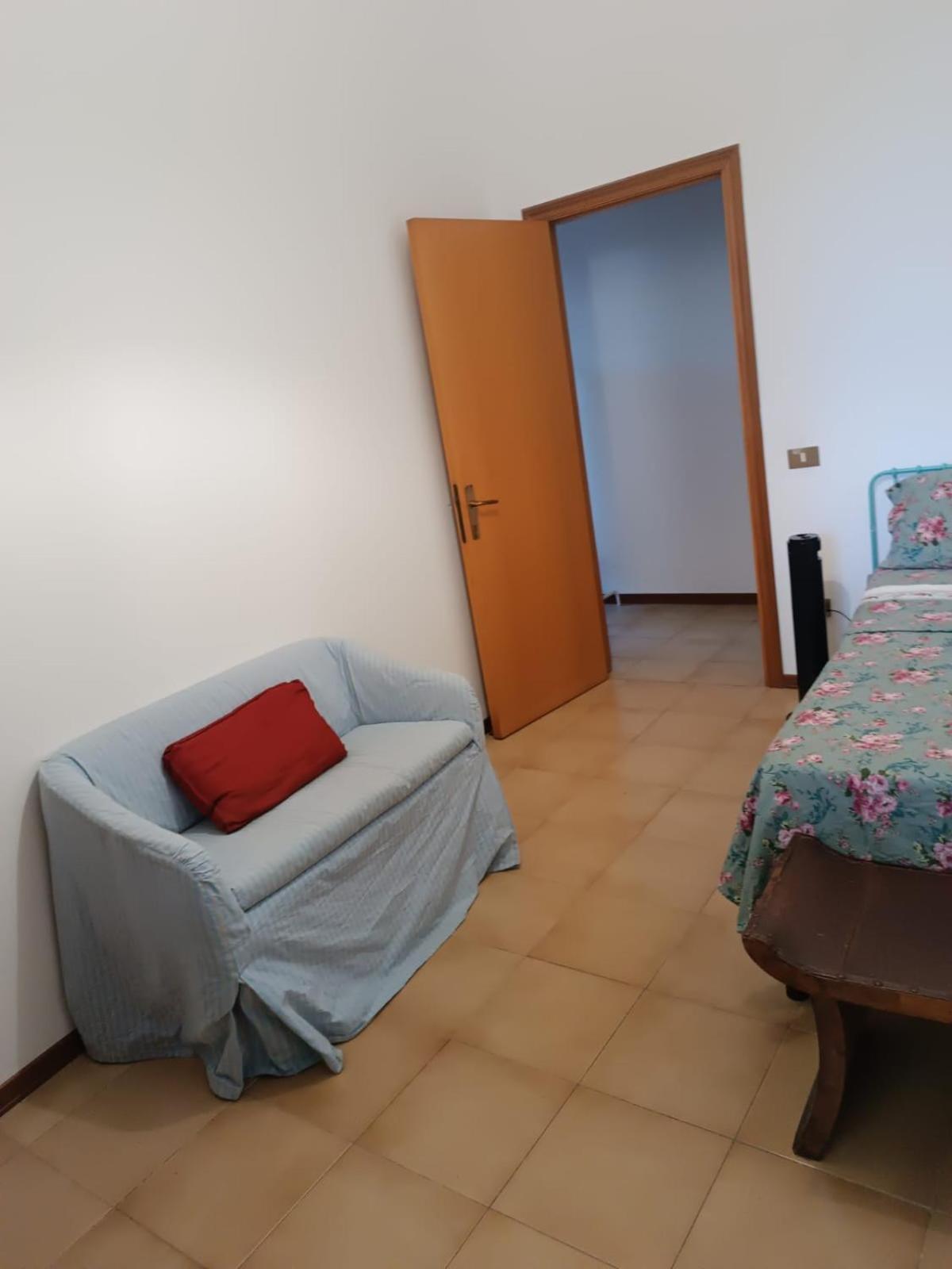 Appartamenti Dei Conti Osimo Esterno foto