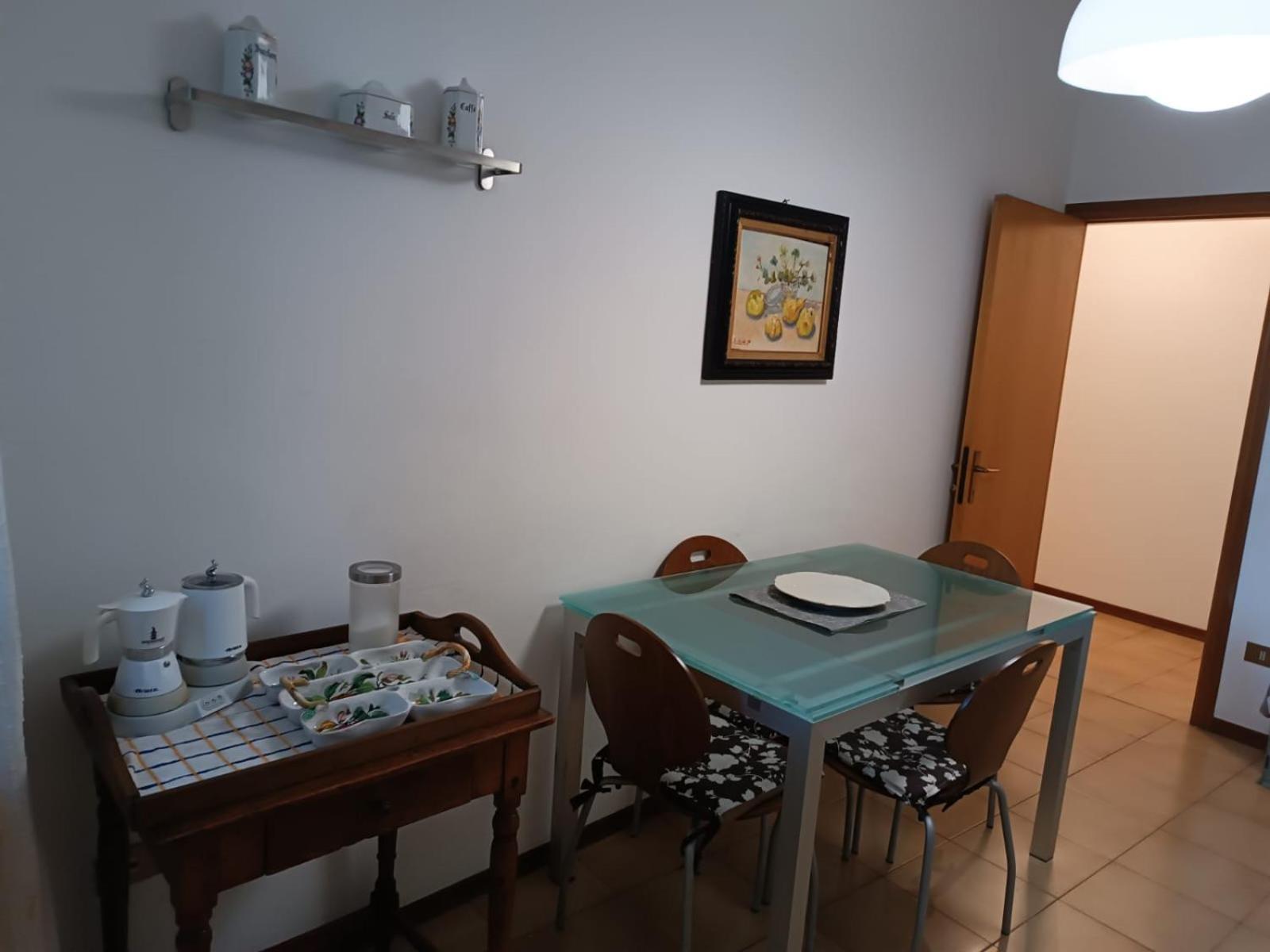 Appartamenti Dei Conti Osimo Esterno foto