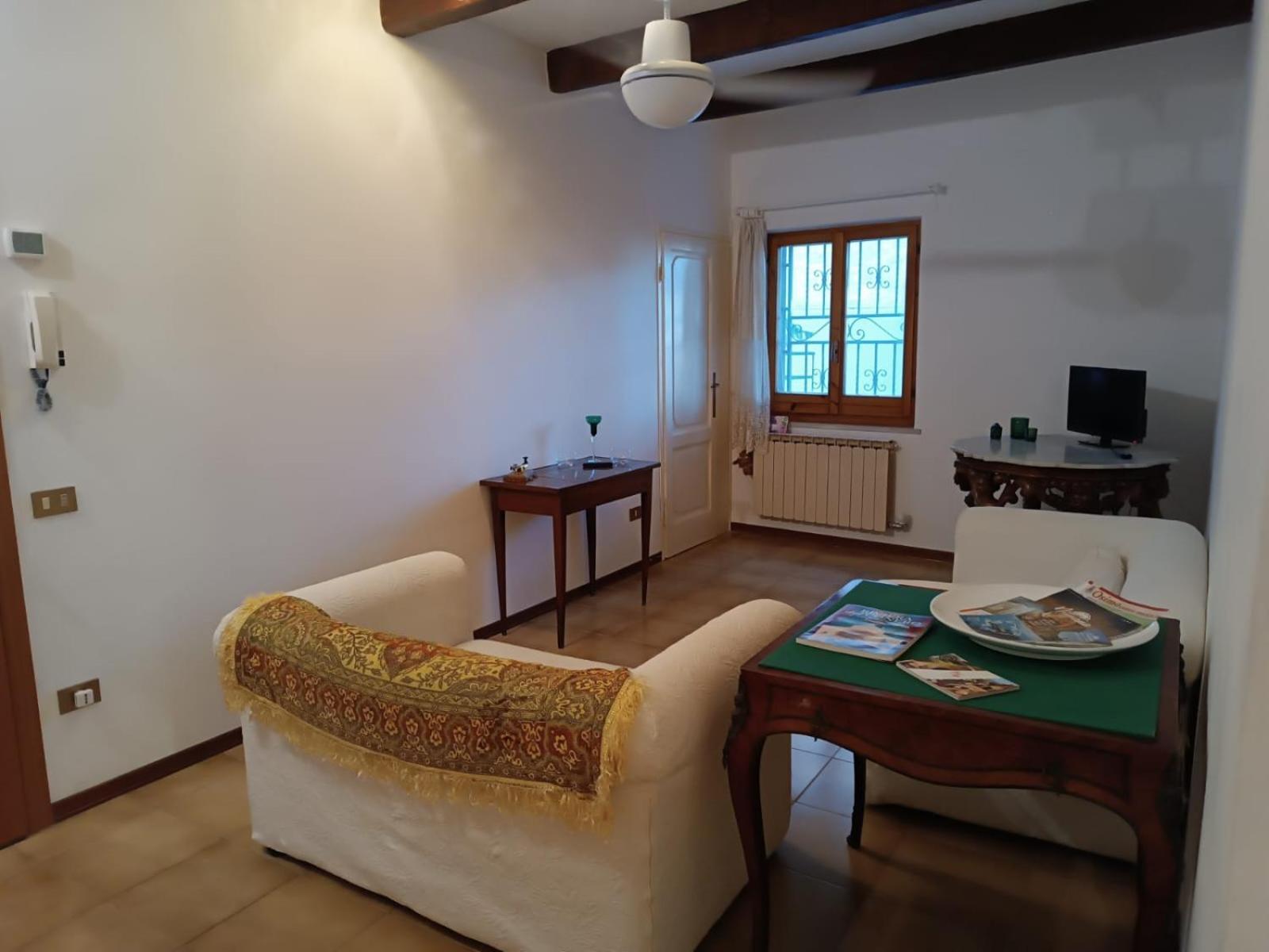 Appartamenti Dei Conti Osimo Esterno foto